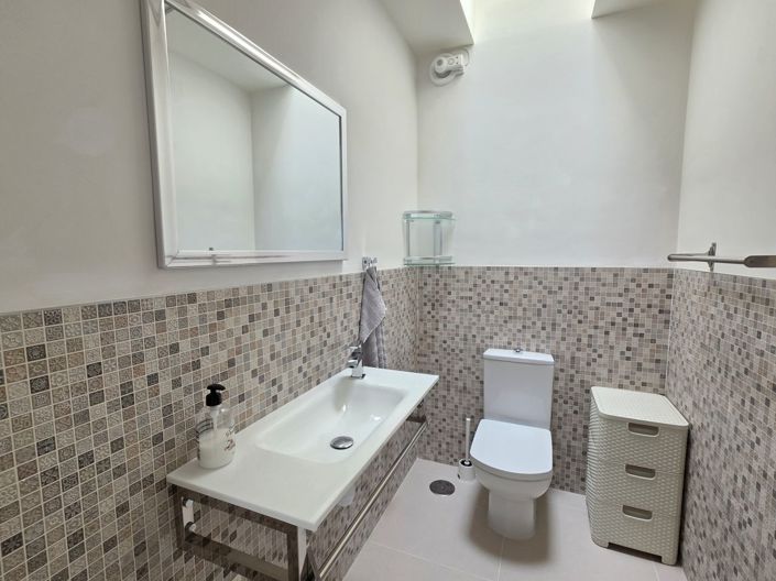 Image No.11-2 Bed Bungalow for sale