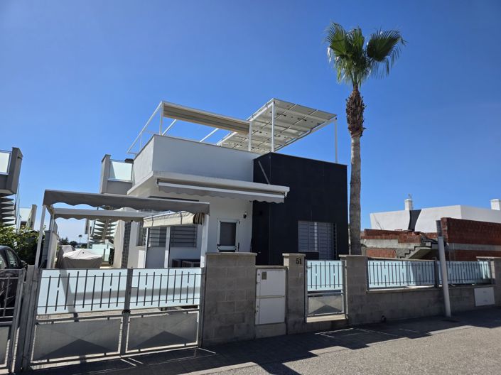 Image No.23-2 Bed Bungalow for sale