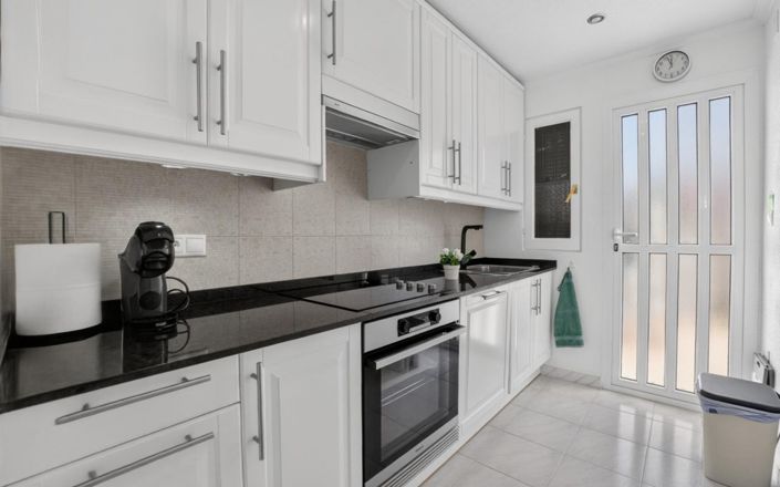 Image No.11-2 Bed Apartment for sale