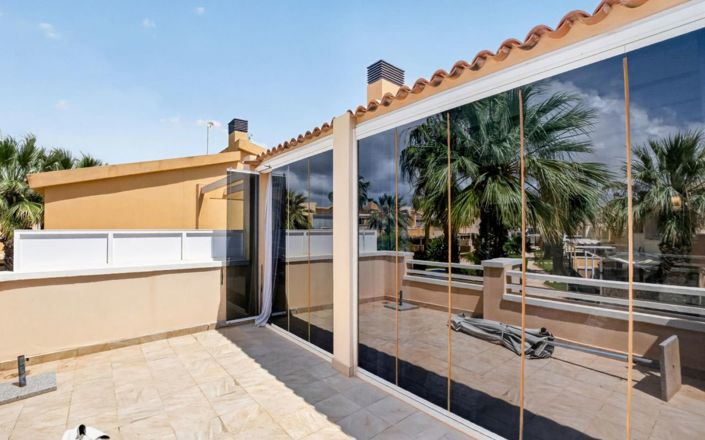 Image No.23-2 Bed Property for sale