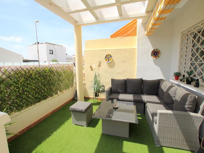 Image No.4-3 Bed Townhouse for sale
