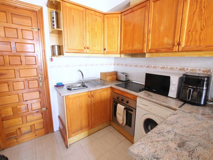 Image No.8-2 Bed Apartment for sale