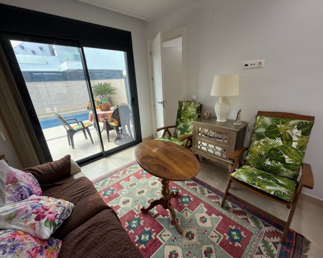 Image No.7-3 Bed Villa for sale