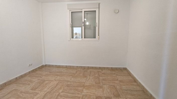 Image No.20-3 Bed Duplex for sale