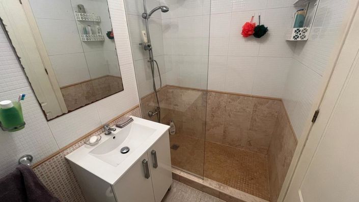 Image No.16-2 Bed Apartment for sale