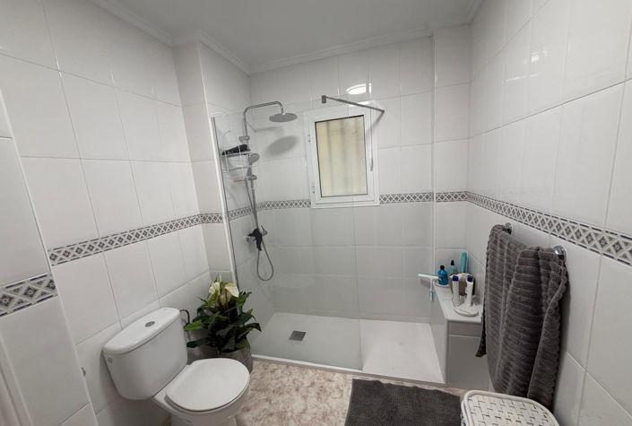 Image No.9-2 Bed Apartment for sale