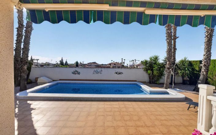 Image No.21-3 Bed Villa for sale