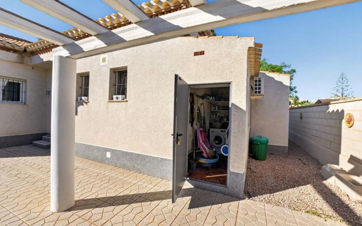 Image No.26-3 Bed Villa for sale
