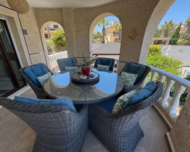 Image No.31-5 Bed Villa for sale