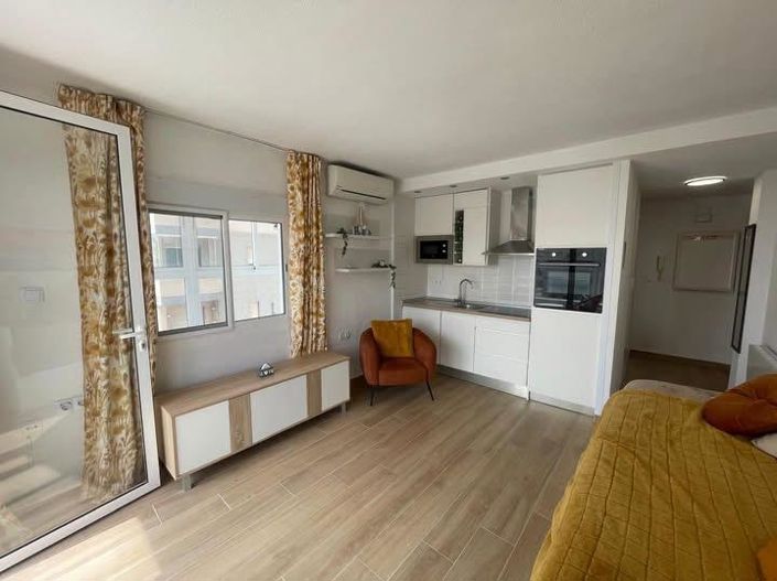 Image No.6-Apartment for sale