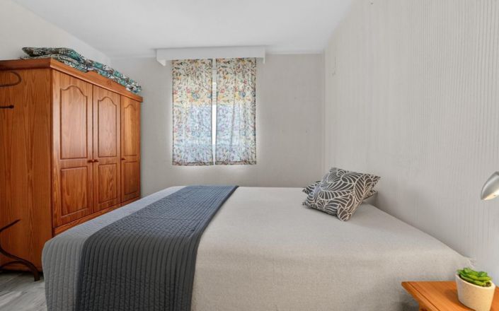 Image No.18-2 Bed Apartment for sale