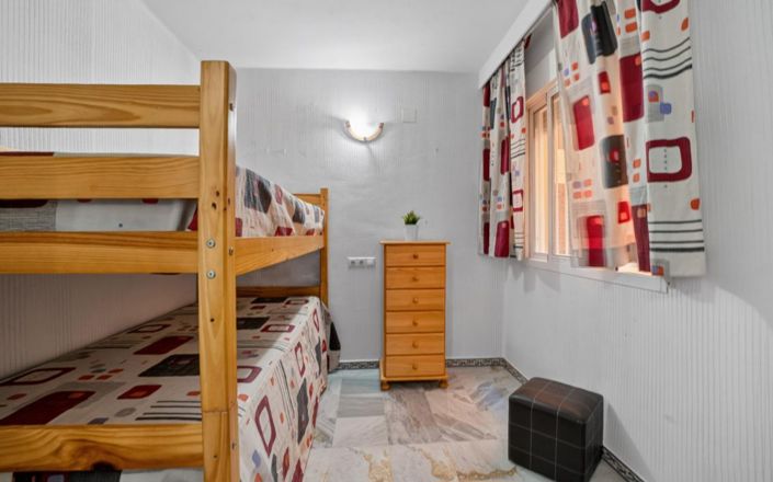 Image No.21-2 Bed Apartment for sale