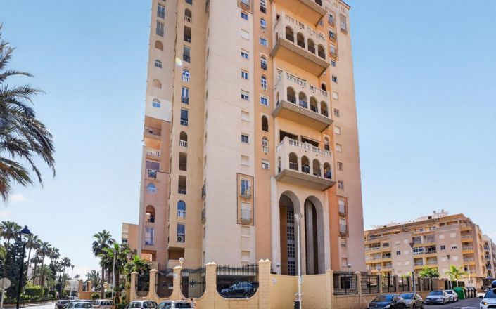 Image No.29-2 Bed Apartment for sale