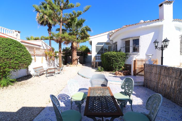 Image No.30-3 Bed Villa for sale