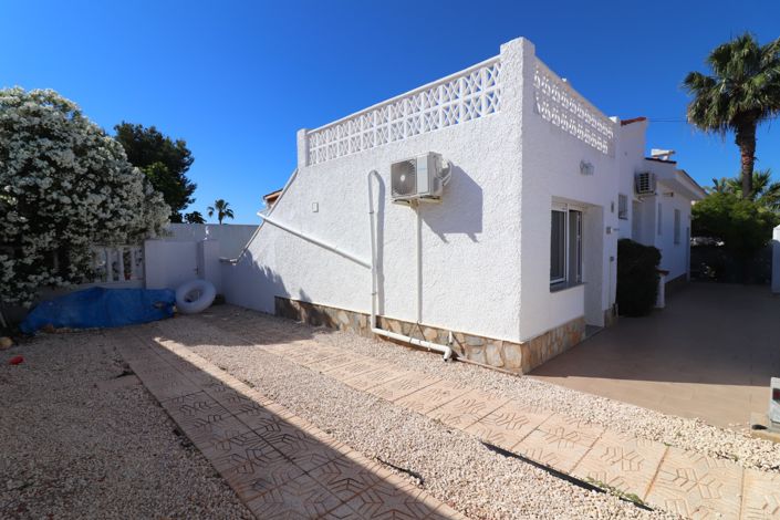 Image No.34-3 Bed Villa for sale