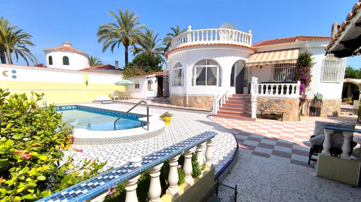 Image No.17-1 Bed Villa for sale