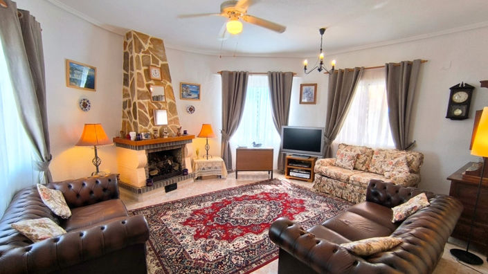 Image No.3-1 Bed Villa for sale