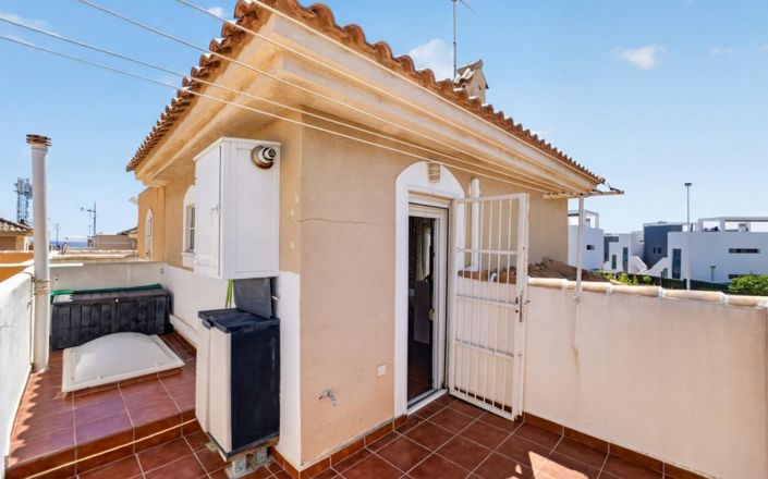 Image No.30-3 Bed Quad for sale