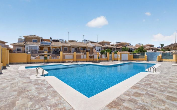 Image No.36-3 Bed Quad for sale