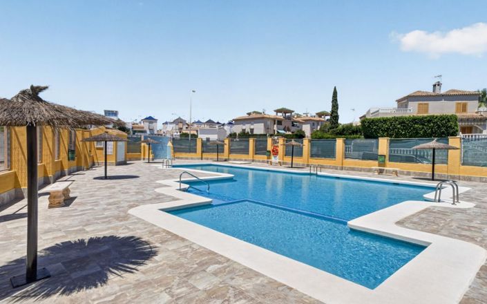 Image No.37-3 Bed Quad for sale