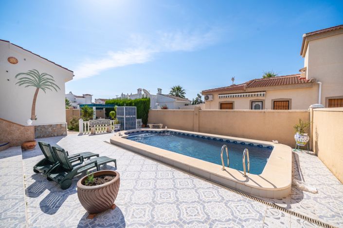 Image No.23-3 Bed Villa for sale