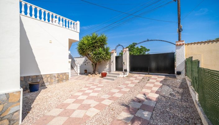 Image No.49-3 Bed Villa for sale