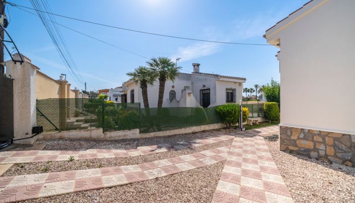 Image No.50-3 Bed Villa for sale