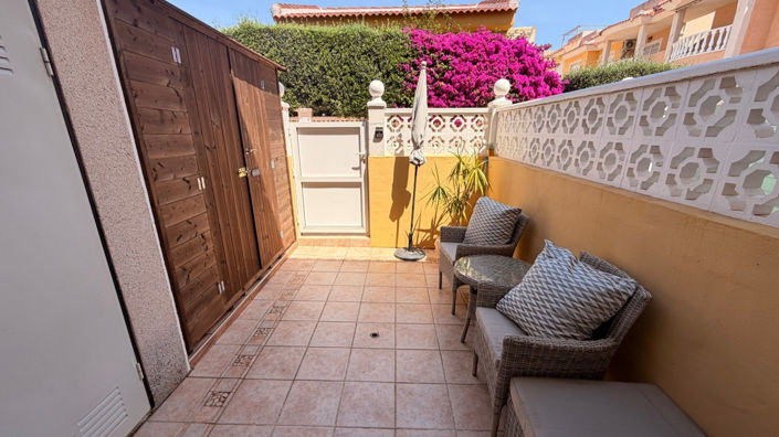 Image No.20-2 Bed Townhouse for sale