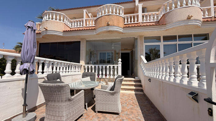 Image No.23-2 Bed Townhouse for sale