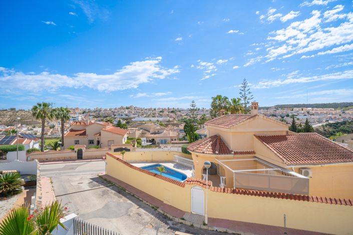 Image No.37-4 Bed Villa for sale