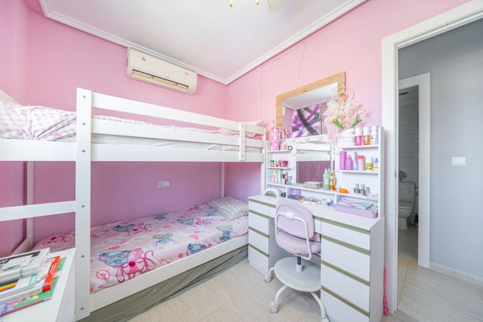 Image No.18-3 Bed Quad for sale