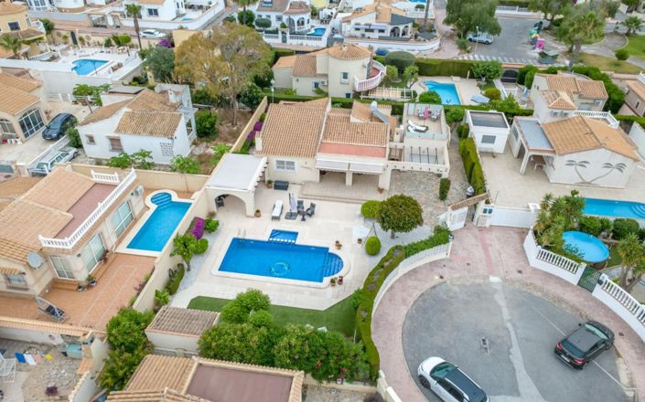 Image No.31-Villa de 3 chambres à vendre à Orihuela Costa