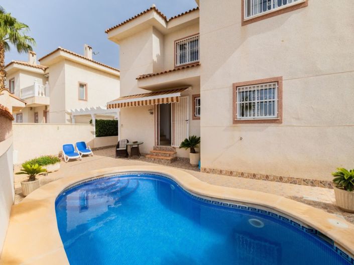 Image No.2-3 Bed Villa for sale