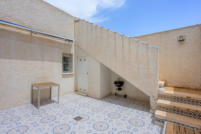 Image No.27-3 Bed Quad for sale