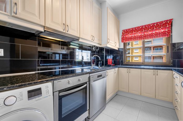 Image No.12-2 Bed Apartment for sale