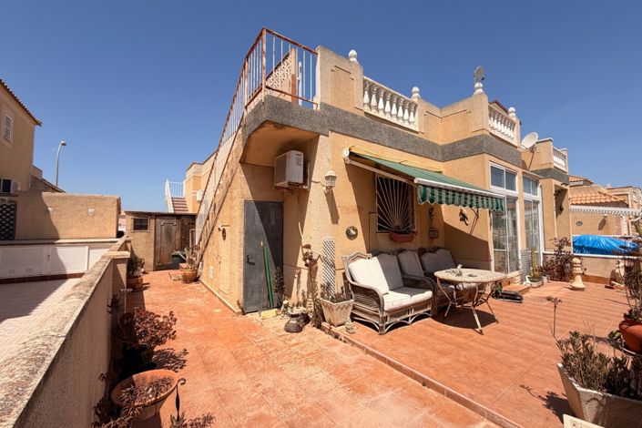 Two Bedroom Ground Floor Bungalow In El Limonar,Torrevieja.