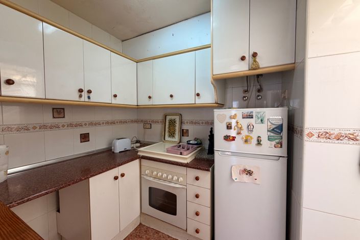 Image No.9-2 Bed Bungalow for sale