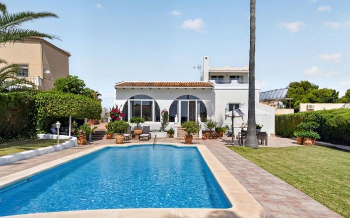 Image No.2-3 Bed Villa for sale
