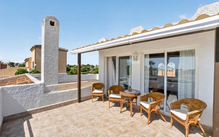 Image No.27-3 Bed Villa for sale