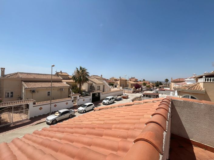 Image No.25-2 Bed Villa for sale