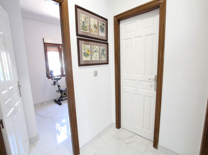 Image No.23-3 Bed Villa for sale