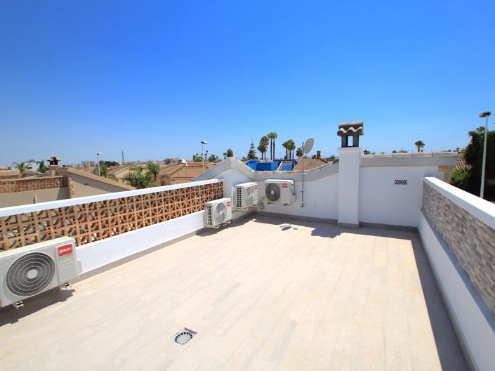 Image No.33-3 Bed Villa for sale