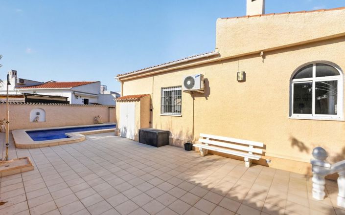Image No.23-3 Bed Villa for sale