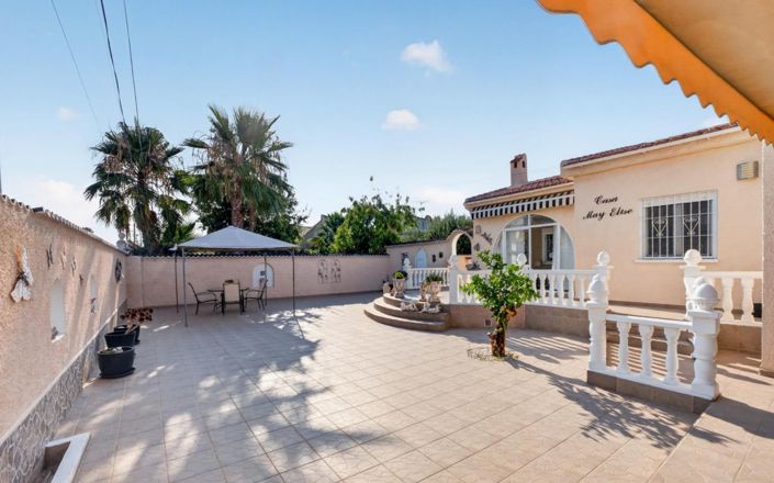 Image No.26-3 Bed Villa for sale
