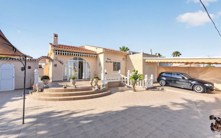 Image No.28-3 Bed Villa for sale