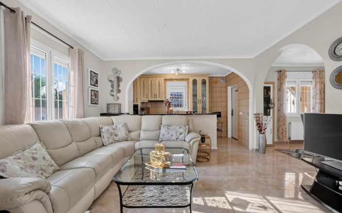 Image No.4-3 Bed Villa for sale