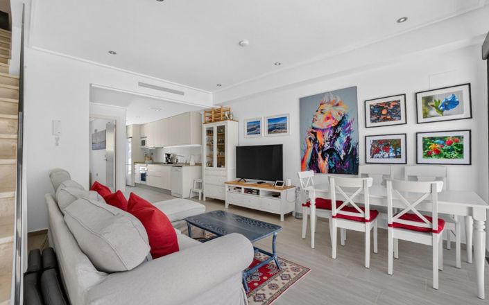 Image No.6-3 Bed Townhouse for sale