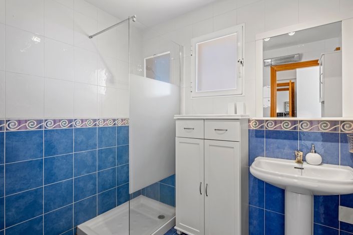 Image No.15-3 Bed Apartment for sale
