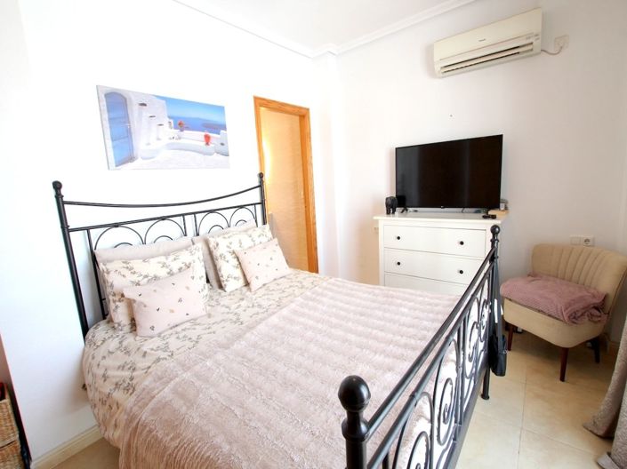 Image No.16-5 Bed Villa for sale