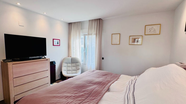 Image No.19-2 Bed Villa for sale